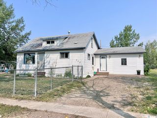 Photo 1: 112 1st Avenue in Dinsmore: Residential for sale : MLS®# SK937815