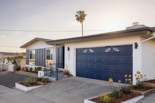 Main Photo: MISSION VALLEY House for sale : 3 bedrooms : 1572 Regulus St in San Diego