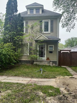 Main Photo: 515 Victoria Avenue West in Winnipeg: West Transcona Residential for sale (3L)  : MLS®# 202411854