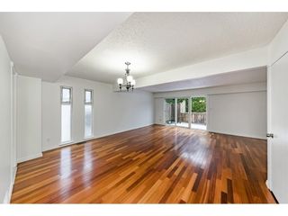 Photo 11: 1 10736 GUILDFORD Drive in Surrey: Guildford Townhouse for sale (North Surrey)  : MLS®# R2640847