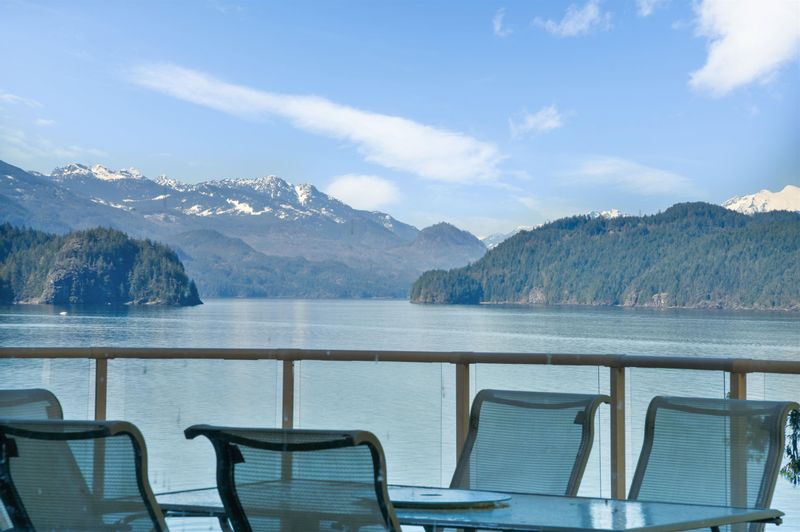 FEATURED LISTING: 7209 ROCKWELL Drive Harrison Hot Springs