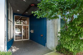 Photo 4: 402 228 E 4TH Avenue in Vancouver: Mount Pleasant VE Condo for sale in "THE WATERSHED" (Vancouver East)  : MLS®# R2783050