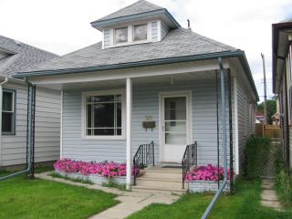 Photo 1: 365 Union Avenue West in WINNIPEG: East Kildonan Residential for sale (North East Winnipeg)  : MLS®# 1303775