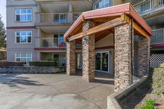 Photo 2: 201 2515 PARK Drive in Abbotsford: Central Abbotsford Condo for sale in "VIVA ON PARK" : MLS®# R2651758