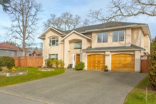 Photo 1: 1136 Lucille Dr in Central Saanich: CS Brentwood Bay House for sale : MLS®# 895761