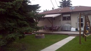 Photo 2: 11447 46 AV NW: Edmonton House for sale : MLS®# E4005739