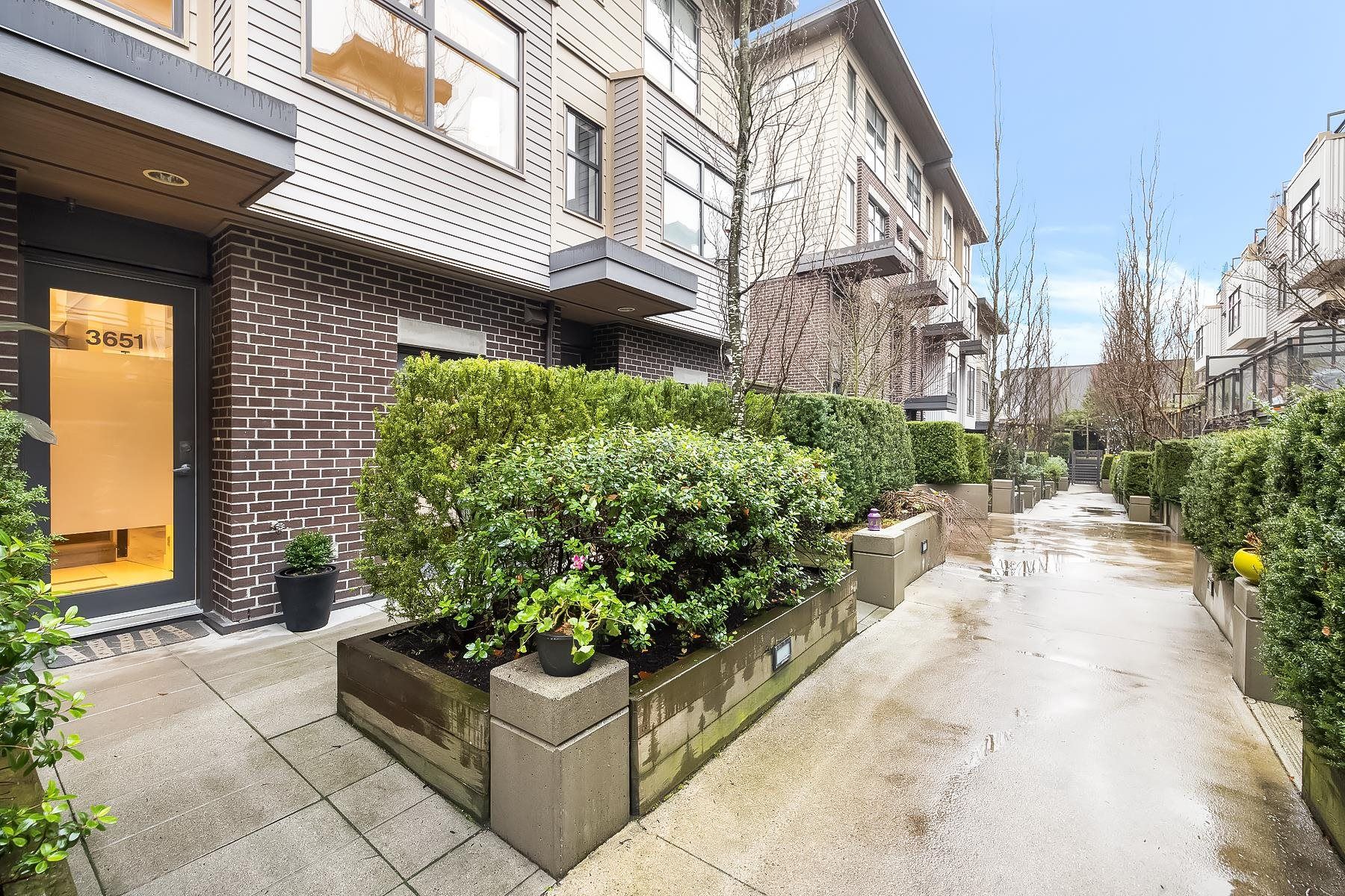 Main Photo: 3651 COMMERCIAL Street in Vancouver: Victoria VE Townhouse for sale in "BRIX II" (Vancouver East)  : MLS®# R2638190