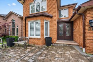 Photo 2: 21 Gaby Court in Richmond Hill: North Richvale House (2-Storey) for sale : MLS®# N8402372