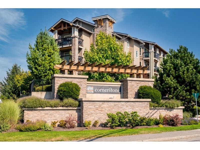 FEATURED LISTING: 412 - 21009 56 Avenue Langley