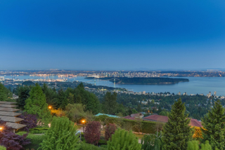 Photo 42: 1638 Langton Place in West Vancouver: House for sale