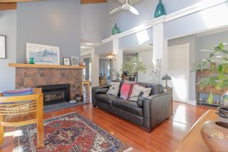 Photo 10: 960 Lodge Ave in Saanich: SE Quadra House for sale (Saanich East)  : MLS®# 916041