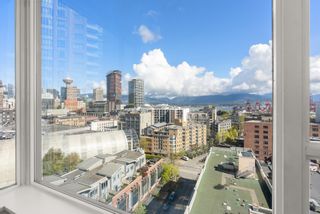 Main Photo: 1704 550 TAYLOR Street in Vancouver: Downtown VW Condo for sale (Vancouver West)  : MLS®# R2876815