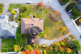 Photo 9: 404 SOMERSET Street in North Vancouver: Upper Lonsdale House for sale : MLS®# R2831797