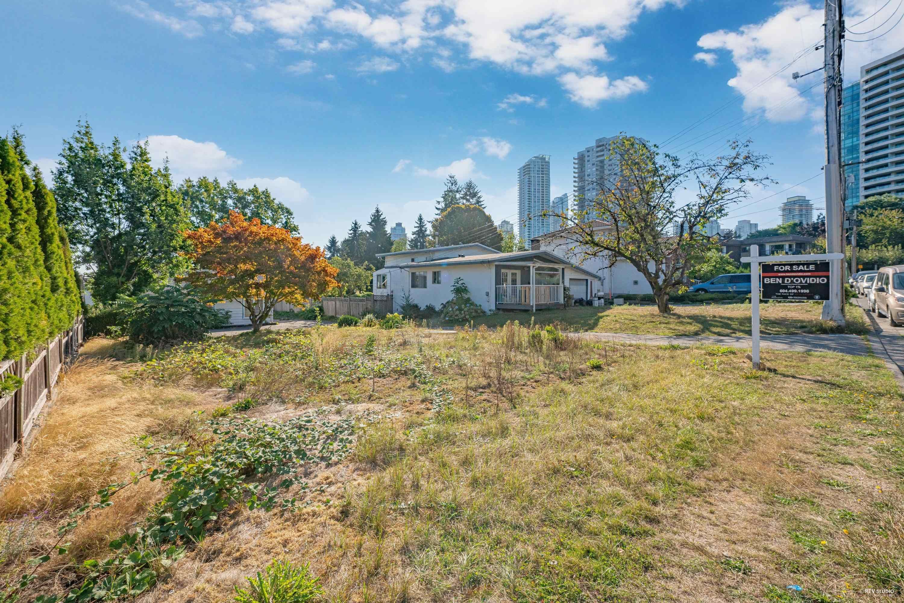 Main Photo: 5626 CHAFFEY Avenue in Burnaby: Central Park BS House for sale (Burnaby South)  : MLS®# R2827370
