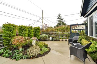 Photo 32: 922 Lawndale Ave in VICTORIA: Vi Fairfield East House for sale (Victoria)  : MLS®# 800501