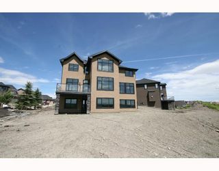 Photo 10: 34 Discovery Vista Point SW in CALGARY: Discovery Ridge Residential Detached Single Family for sale (Calgary)  : MLS®# C3335623