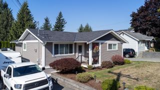 Main Photo: 1979 MCKENZIE Road in Abbotsford: Central Abbotsford House for sale : MLS®# R2876759