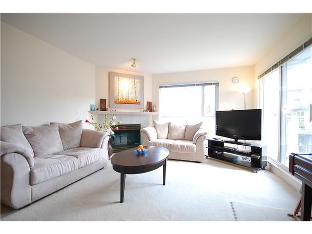 Photo 3: Photos: # 304 2965 HORLEY ST in Vancouver: Collingwood VE Condo for sale in "CHERRY HILL" (Vancouver East)  : MLS®# V903629