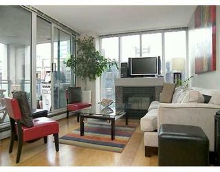 Photo 1: 701 183 KEEFER PL in Vancouver: Downtown VE Condo for sale in "PARIS PLACE" (Vancouver East)  : MLS®# V614538