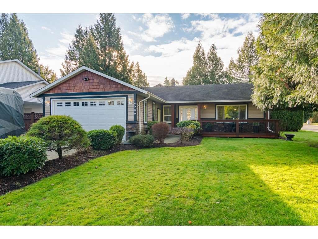 Welcome to 17206 - 61A Ave., Cloverdale!