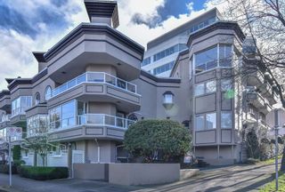 Main Photo: 1294 W 8TH Avenue in Vancouver: Fairview VW Condo for sale in "FAIRVIEW POINT" (Vancouver West)  : MLS®# R2334951