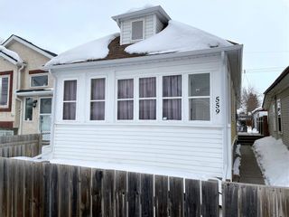 Photo 1: 559 Larsen Avenue in Winnipeg: Elmwood Residential for sale (3A)  : MLS®# 202303602