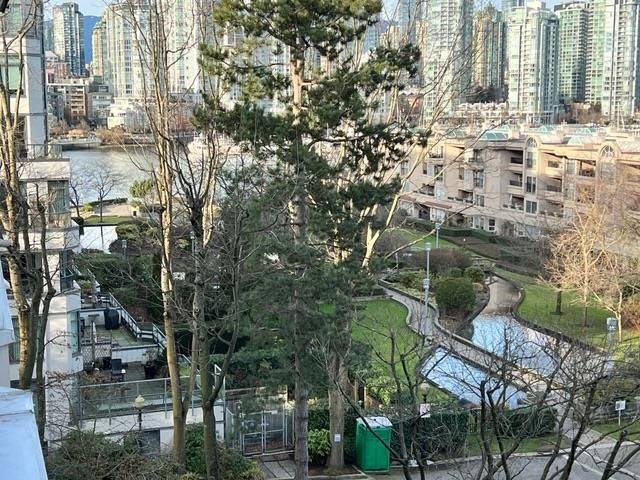 Main Photo: 606 518 MOBERLY Road in Vancouver: False Creek Condo for sale in "Newport Quay" (Vancouver West)  : MLS®# R2644420
