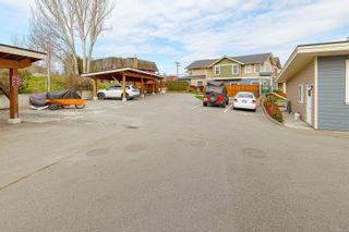 Photo 33: 10 1515 Keating Cross Rd in Central Saanich: CS Saanichton Townhouse for sale : MLS®# 963718
