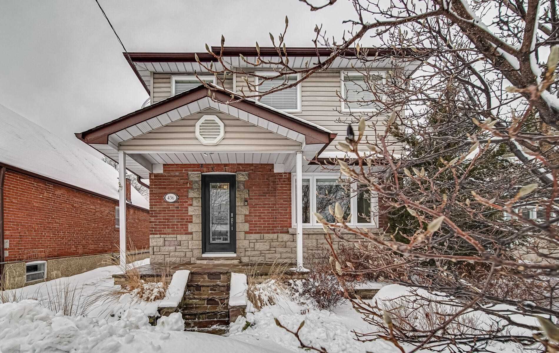 Main Photo: 436 Mortimer Avenue in Toronto: Danforth Village-East York House (2-Storey) for sale (Toronto E03)  : MLS®# E5124182
