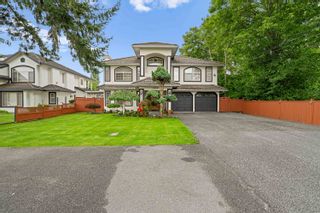 Photo 2: 9289 125 Street in Surrey: Queen Mary Park Surrey House for sale : MLS®# R2863416