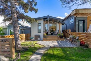 Main Photo: 1417 22 Avenue NW in Calgary: Capitol Hill Detached for sale : MLS®# A2138818