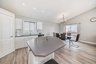 Photo 11: 1310 SOMERSIDE Drive SW in Calgary: Somerset Detached for sale : MLS®# A2124080