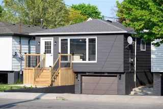 Photo 2: 19 Garside Avenue S in Hamilton: House for sale : MLS®# H4164433