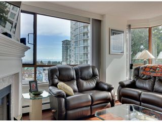Photo 3: 709 15111 RUSSELL Avenue: White Rock Condo for sale in "PACIFIC TERRACE" (South Surrey White Rock)  : MLS®# F1405374