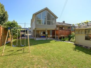Photo 21: 1466 Denman St in Victoria: Vi Fernwood Half Duplex for sale : MLS®# 839735