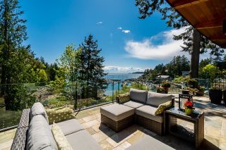 Photo 12: 5717 EAGLE HARBOUR ROAD in West Vancouver: Eagle Harbour House for sale : MLS®# R2692327