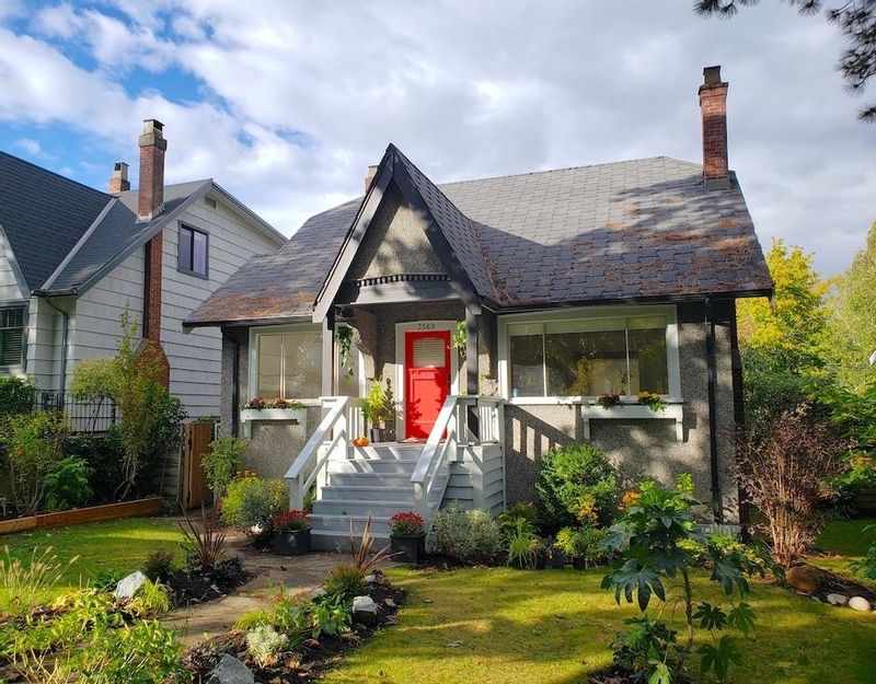 FEATURED LISTING: 3569 KING EDWARD Avenue West Vancouver
