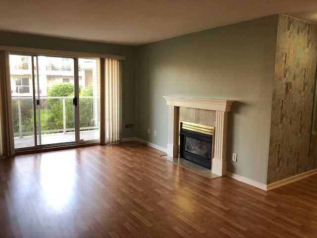 Photo 5: Photos: 121 22611 116 Avenue in Maple Ridge: East Central Condo for sale in "ROSEWOOD COURT" : MLS®# R2417220
