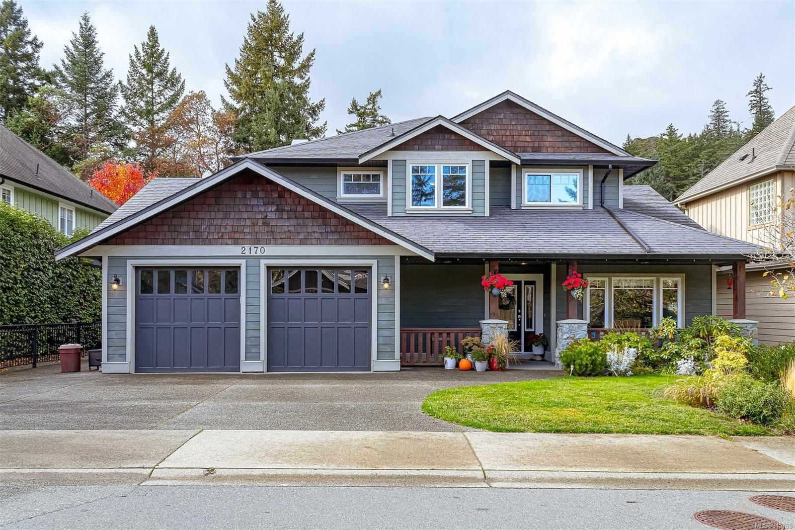Main Photo: 2170 Stone Gate in Langford: La Bear Mountain House for sale : MLS®# 945765