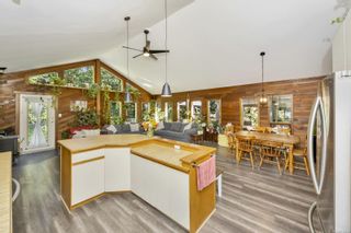 Photo 10: 2081 Mable Rd in Shawnigan Lake: ML Shawnigan House for sale (Malahat & Area)  : MLS®# 913894