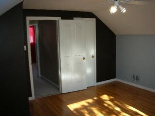 Photo 8: : House for sale (Queen Mary Pk)  : MLS®# E3176839