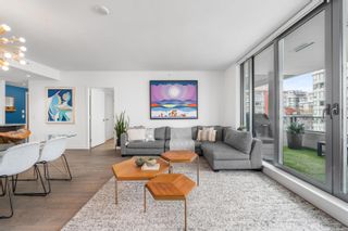 Photo 2: 606 1688 PULLMAN PORTER Street in Vancouver: Mount Pleasant VE Condo for sale in "Navio" (Vancouver East)  : MLS®# R2781244
