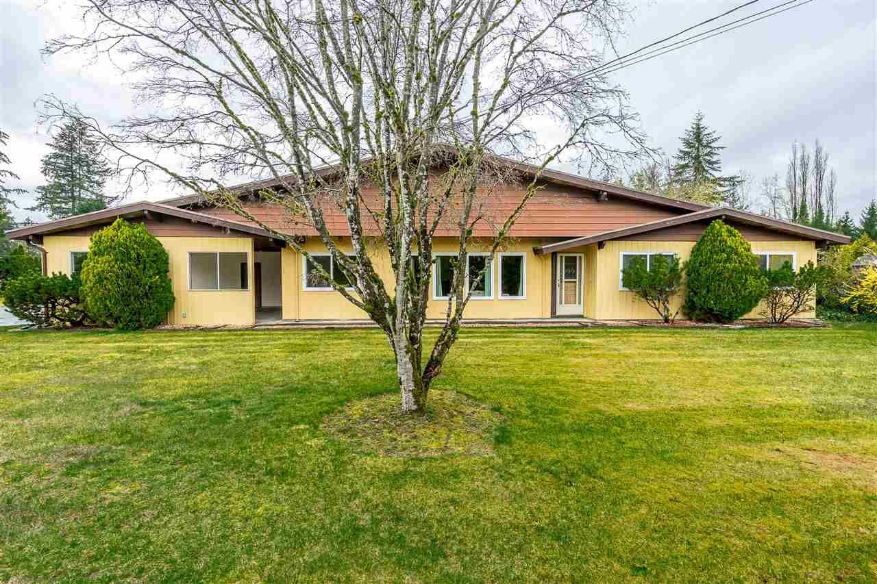 Main Photo: 5445 245A Street in Langley: Salmon River House for sale in "Salmon River" : MLS®# R2355471