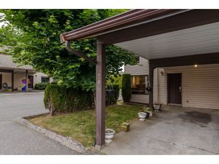Photo 2: 281 27411 28TH Avenue in Langley: Aldergrove Langley Townhouse for sale in "Alderview" : MLS®# R2278841