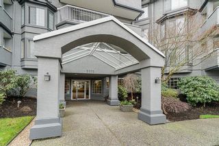Photo 3: 109 5375 205 Street in Langley: Langley City Condo for sale : MLS®# R2713533