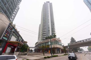 Photo 1: 2302 488 SW MARINE Drive in Vancouver: Marpole Condo for sale (Vancouver West)  : MLS®# R2498675