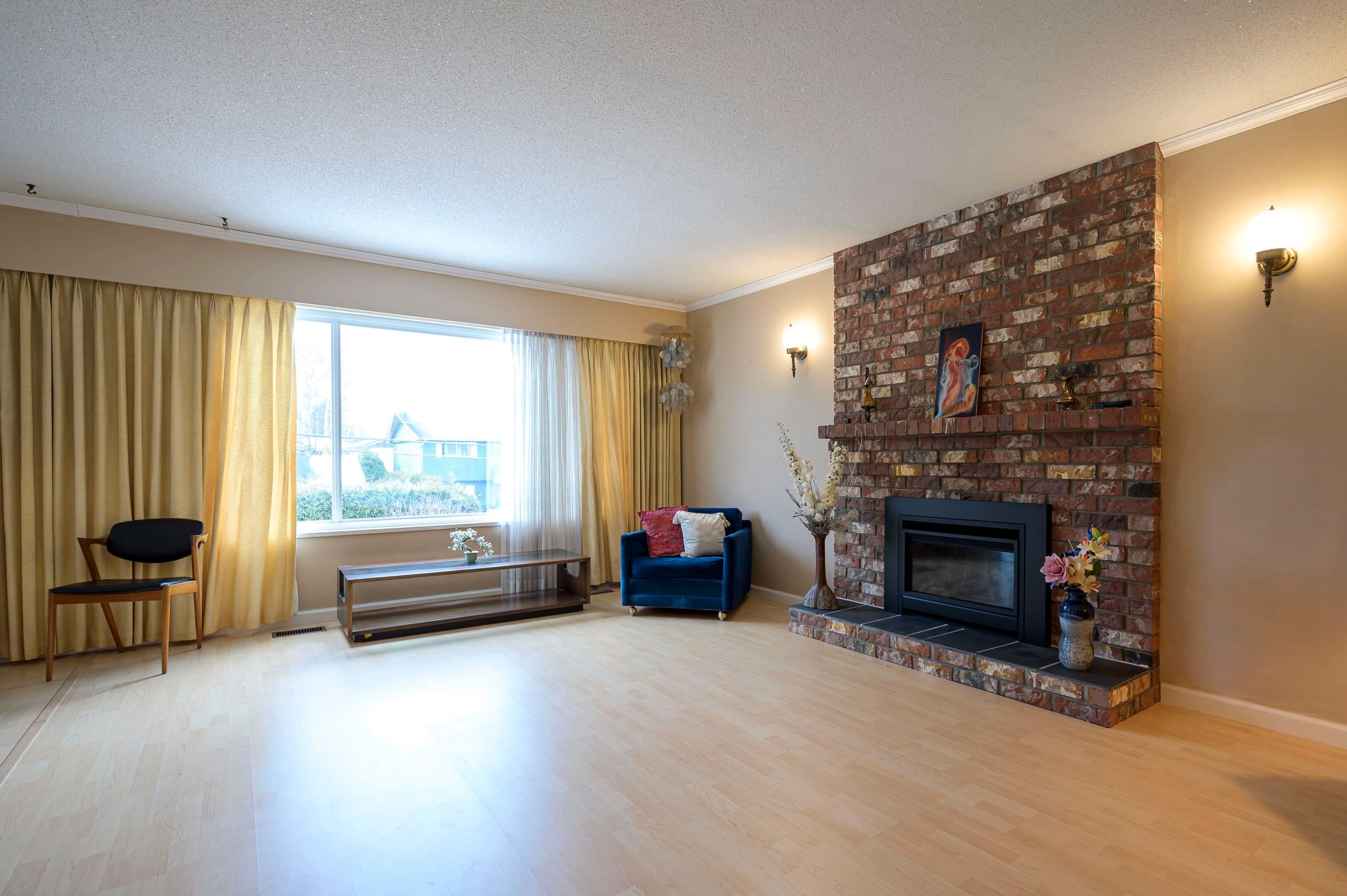 Photo 4: Photos: 5681 46A AVENUE in Delta: Delta Manor House for sale (Ladner)  : MLS®# R2641634