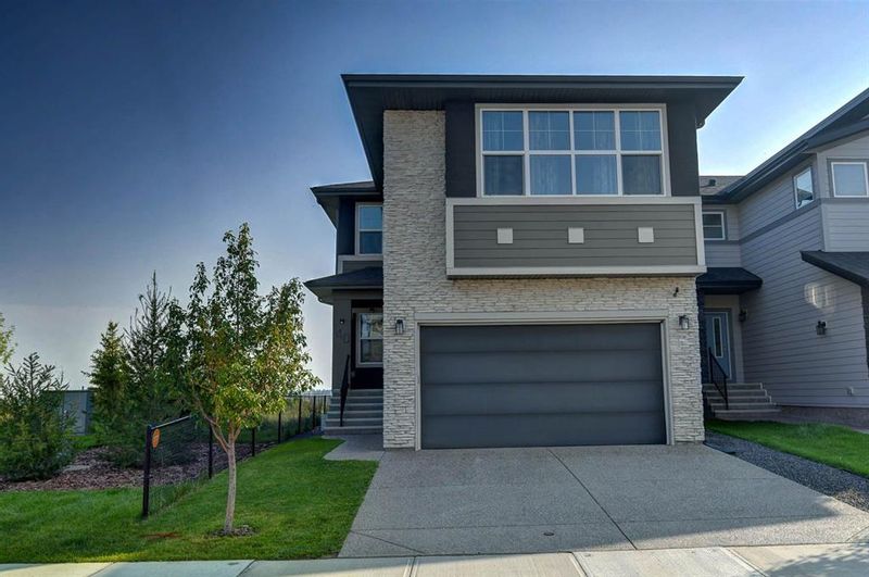 FEATURED LISTING: 140 Walcrest View Southeast Calgary