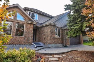 Photo 1: 312 Lindenwood Drive in Winnipeg: Linden Woods Residential for sale (1M)  : MLS®# 202224171