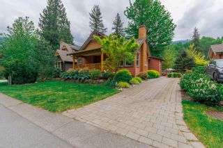 Photo 3: 1805 BLACKBERRY Lane in Lindell Beach: Cultus Lake South House for sale in "THE COTTAGES AT CULTUS LAKE" (Cultus Lake & Area)  : MLS®# R2720350
